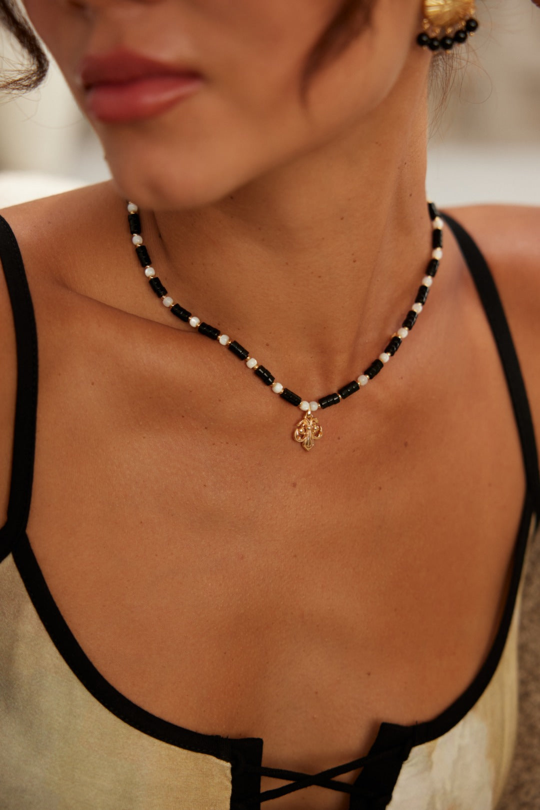 Pure silver vintage black agate necklace